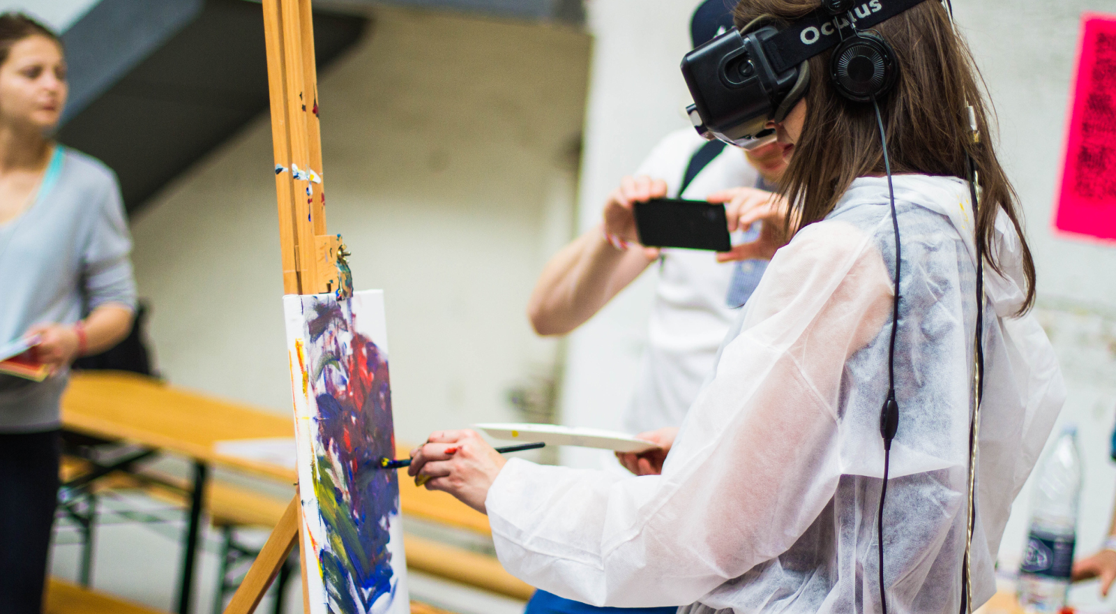 Creating Immersive Virtual Reality Experiences: Best Practices for Developers and Designers